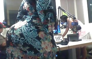 XXX Indossare le lesbiche mature xxx donne di intrattenimento