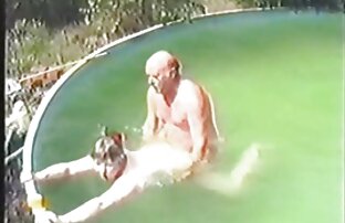 XXX Stava ancora dormendo. video xxx mature italiane