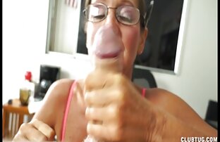 XXX Giapponese con foto porno di donne porche lingua lunga