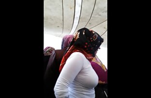 XXX Questa ragazza coreana ha una tazza donne anziane xxx e la bocca